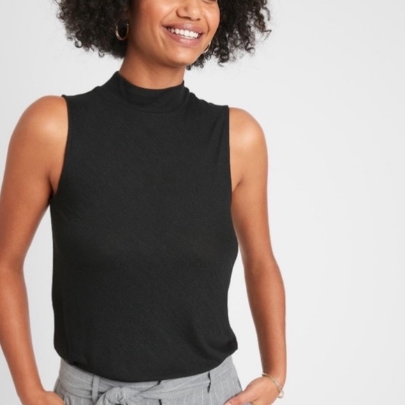 Banana Republic Tops - Banana Republic Petite Luxespun Mock-Neck Top